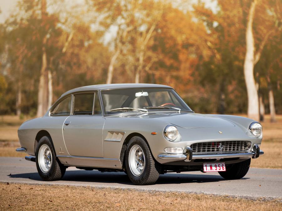  Ferrari 330 GT 2+2 (Series II) 1965 года  (фото 35 из 43)